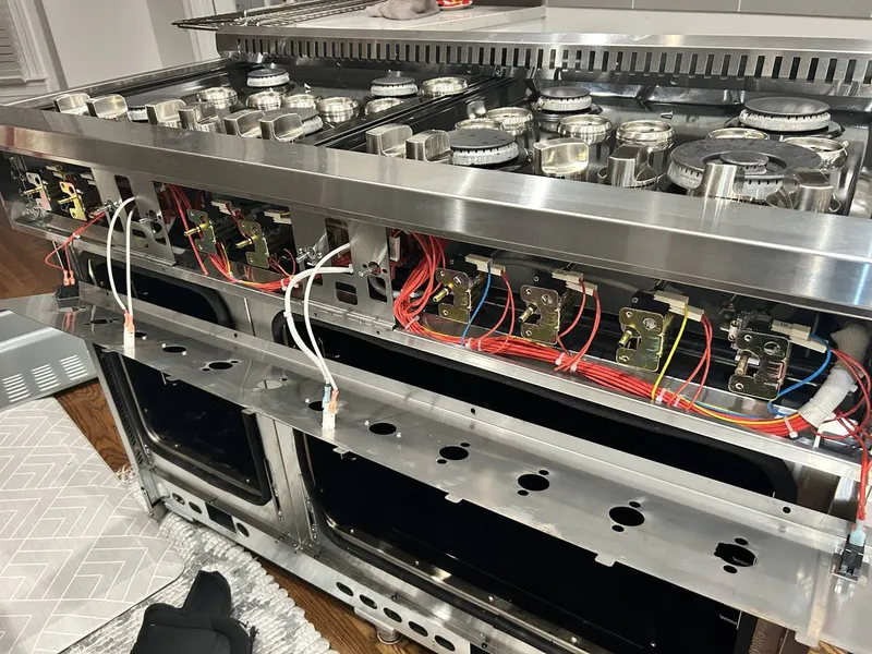 Oven repair job by Quick Repair Co